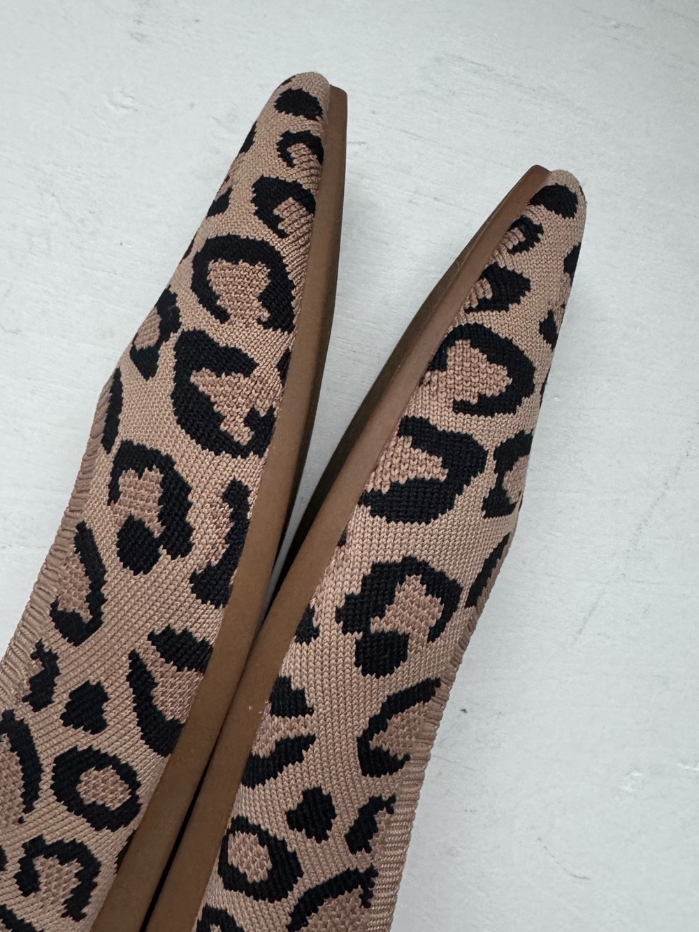 VIVAIA Aria 5º Pointed-Toe Knit Flats - Picture 14 of 15